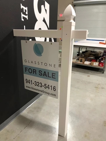 White Vinyl PVC Real Estate Post with Double Sided Aluminum Signs for Glasstone, Orlando - FL
